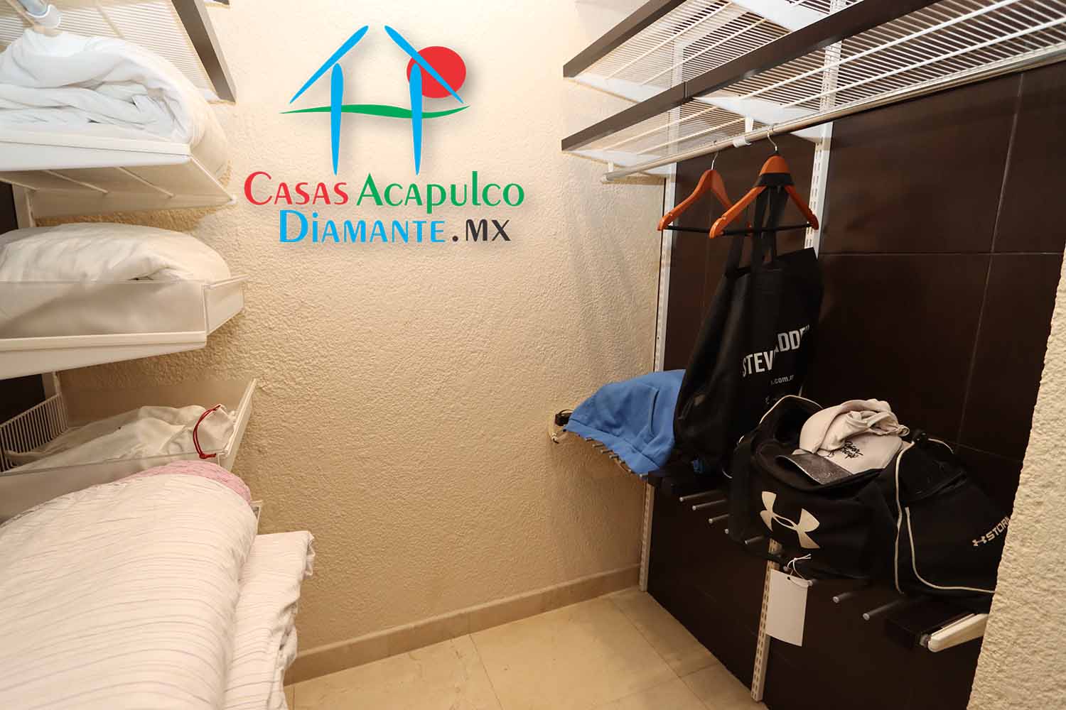 Villa Emiliano - Recámara uno 10